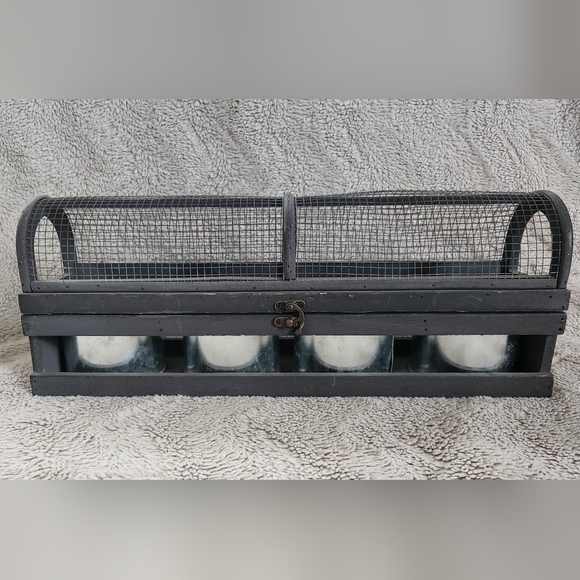 Vintage Decorative Storage Box - Picture 1 of 12